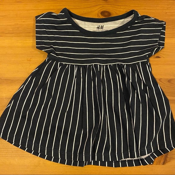 Assorted dresses 3-6m - Picture 2 of 14